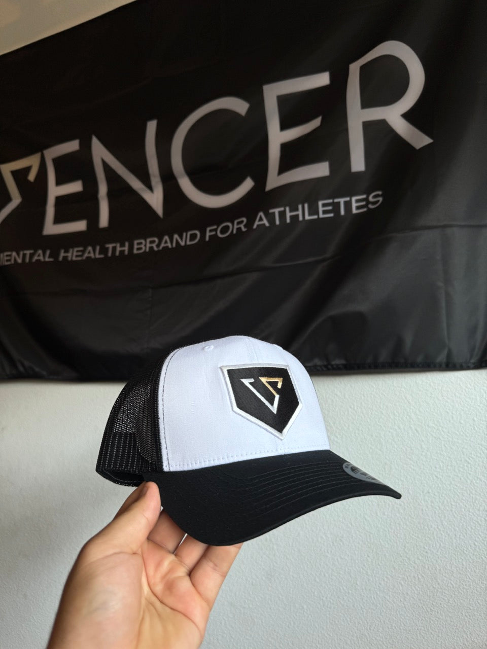 Vencer Retro Trucker Cap - 6 Panel